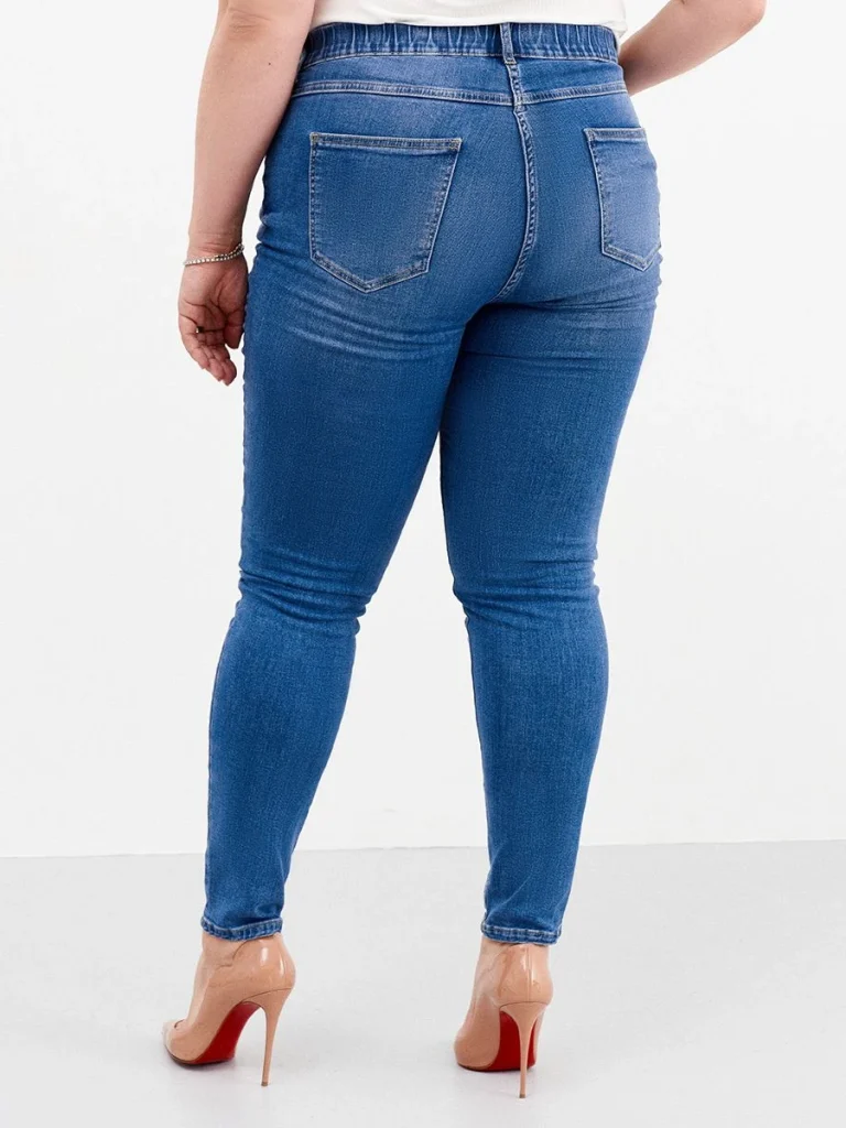9 Mistakes When Choosing Jeans That Ruin Any Outfit
