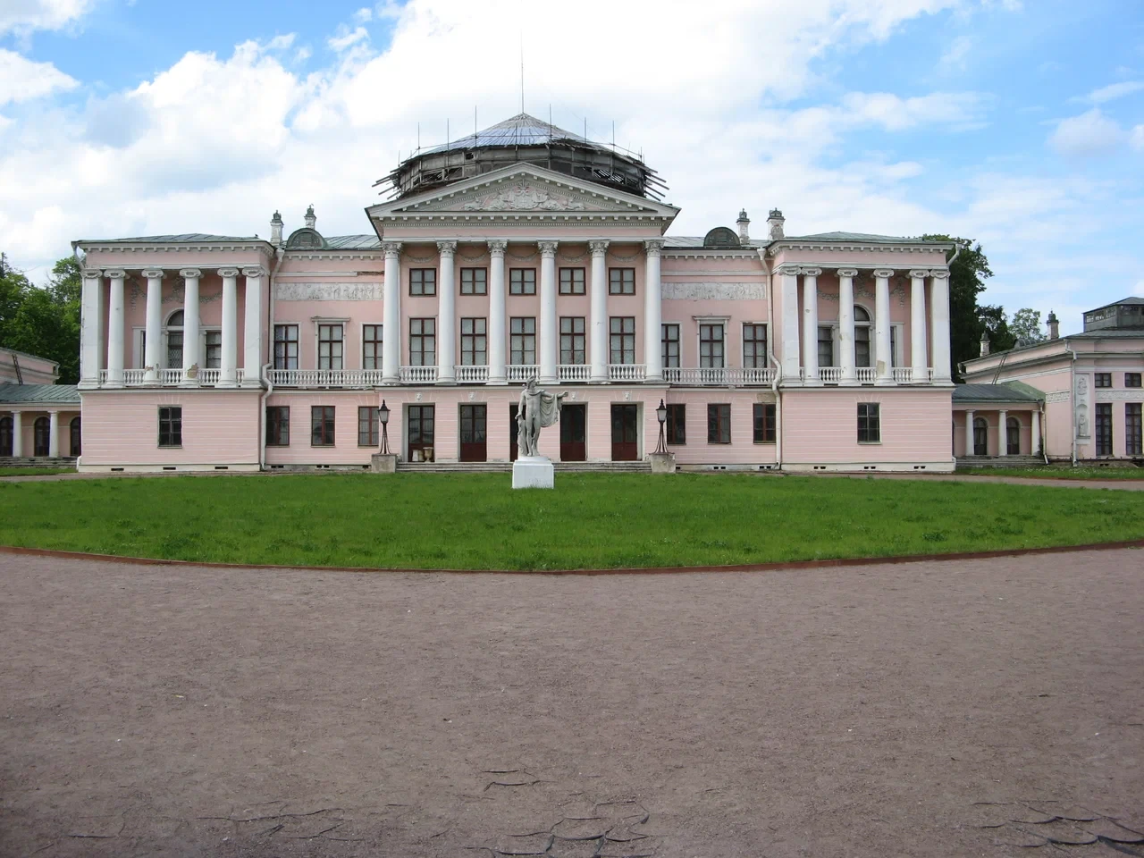 Останкинский дворец: Театр и роскошь в одном флаконе