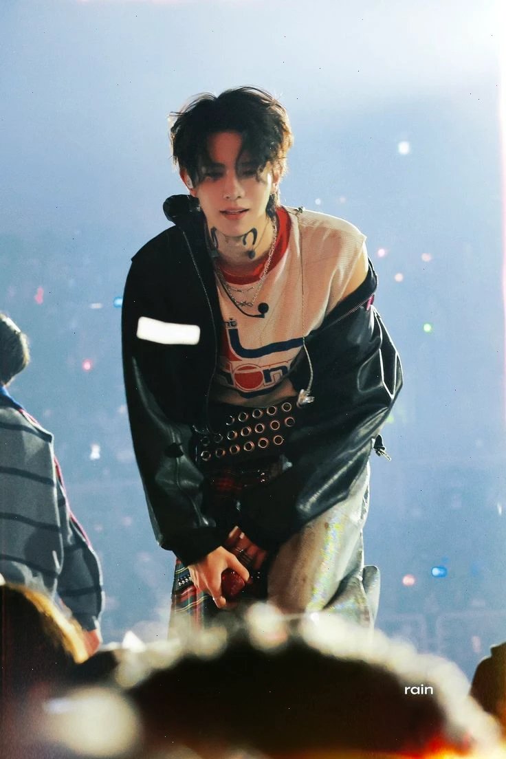 Хисын из ENHYPEN