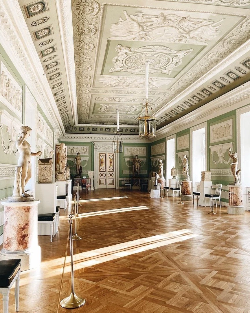 Павловский дворец — гармония и изящество